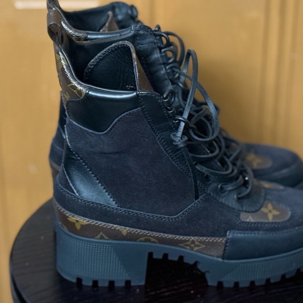 Louis Vuitton Laureate Platform Desert Boot